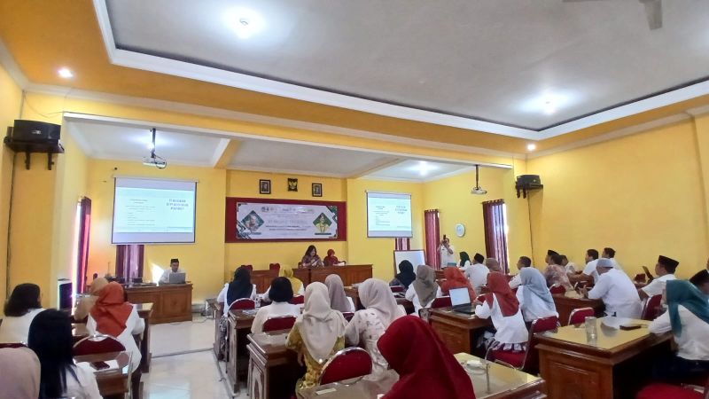 Kegiatan In House Training (IHT) di SMA Negeri 1 Candiroto tentang Membangun Ekosistem Sekolah Siaga Kependudukan (SSK) melalui Pembelajaran yang Kontekstual dan Berkelanjutan